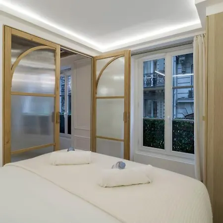 Luxueuse Palais De L'elysee Faubourg Saint Honore - 8e * Parijs