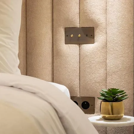 Apartman Royale # Palais De L'elysee # 8 Párizs
